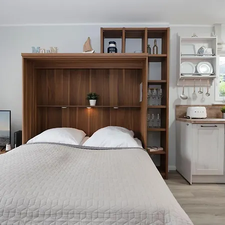 Waldstrasse 8 Kuestenblau Kellenhusen