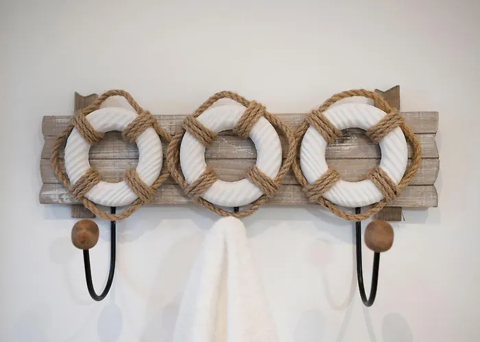 Waldstrasse 8 Kuestenblau *