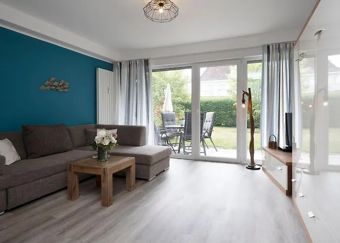 Waldstrasse 8 Kuestenblau